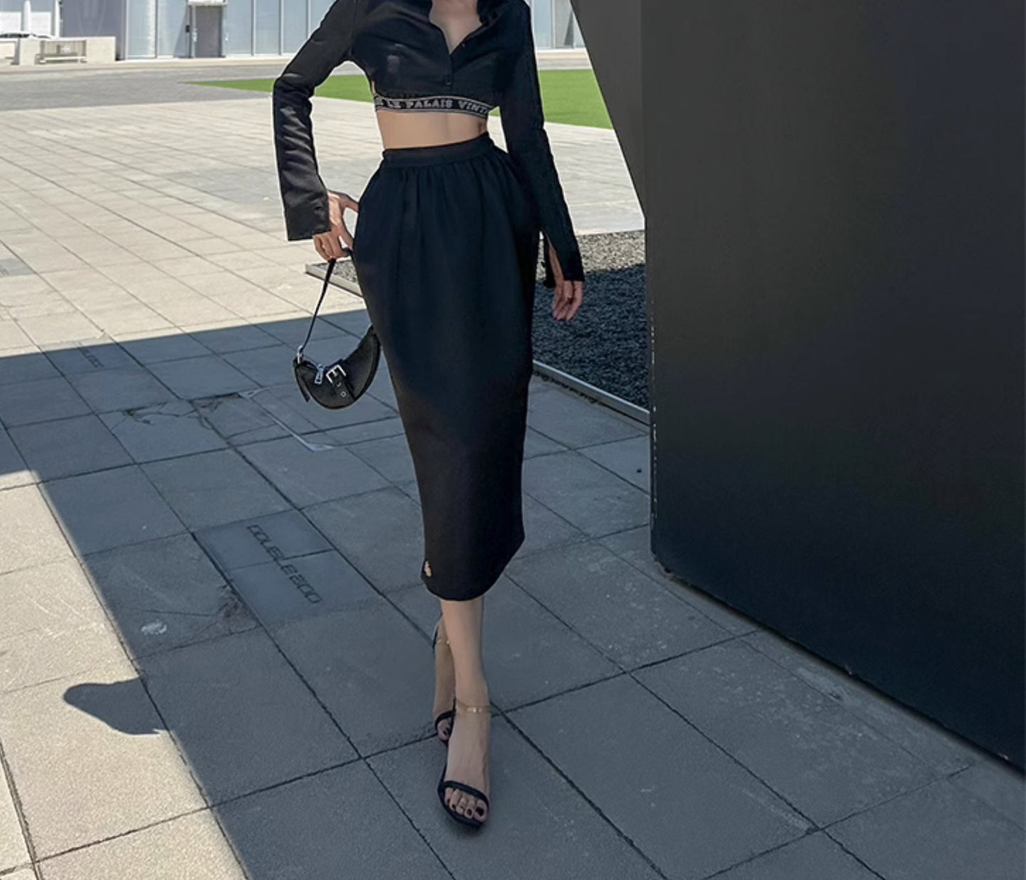 Le Palais Vintage Original Abstinence Babes Black Thick Satin Slim Fit Short Shirt Thin Cup Corset-DIDI