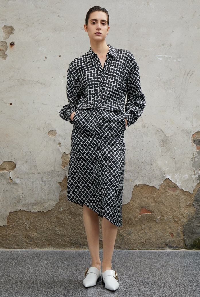 COMME MOI Lv Yan designer women's elegant silk black and white printed long sleeve dress - EMILIA.