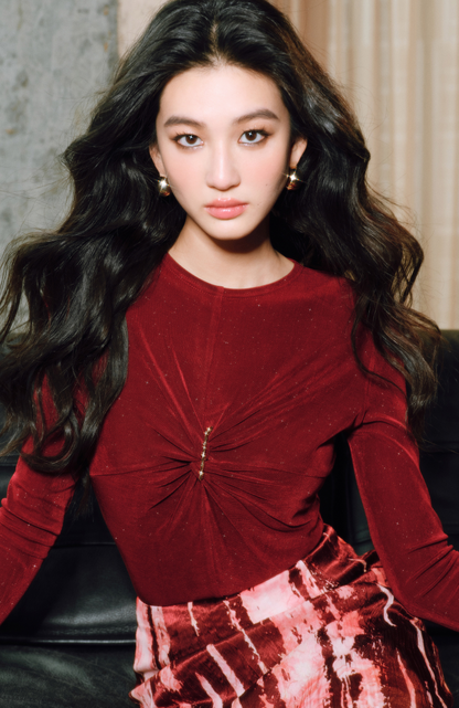 WANGXO | Star Shiny Silk Knit Accented Slim-Fit Top - NOLA.