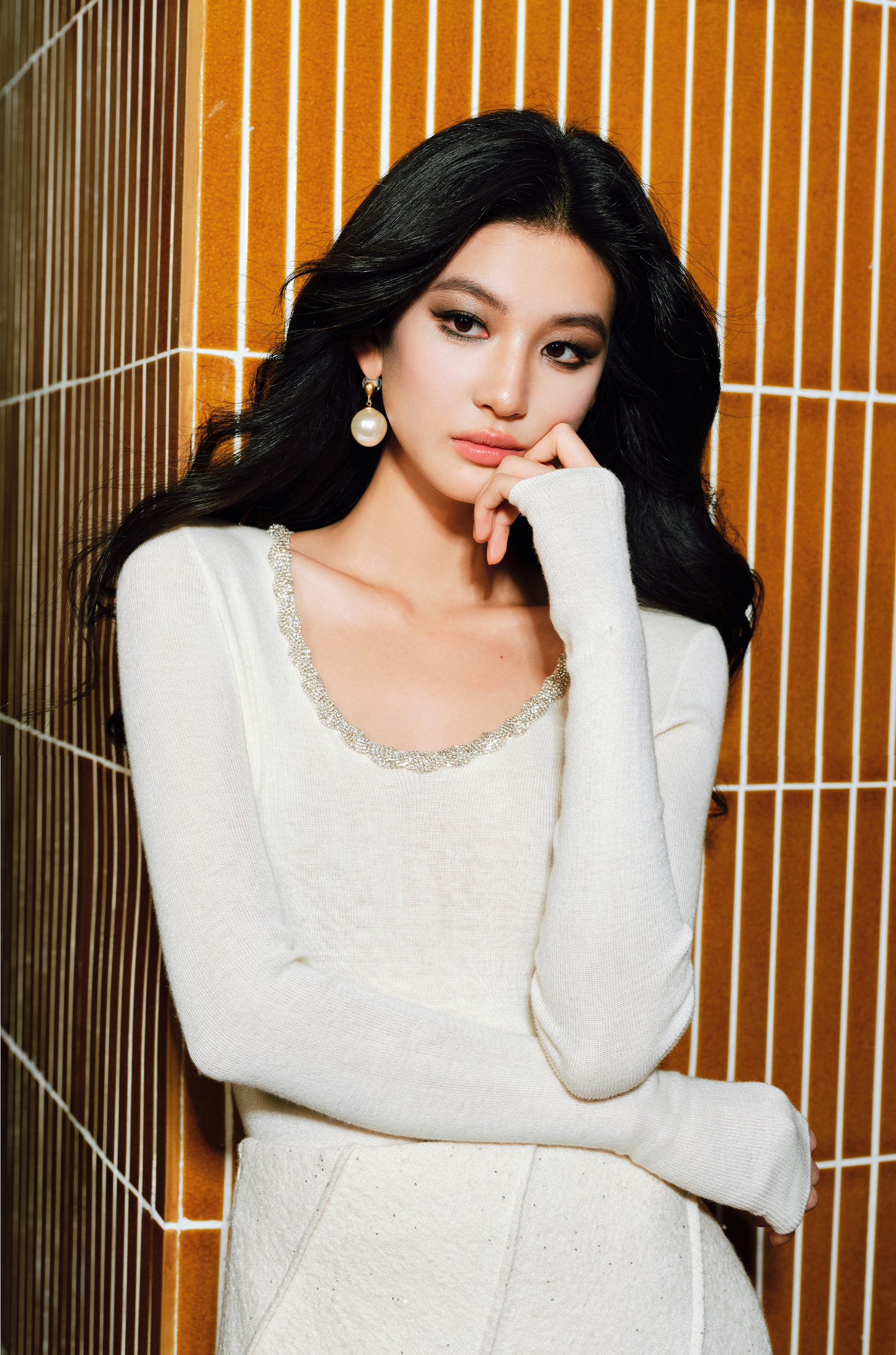 WANGXO | Diamond Chain Trim U-Neck Knitted Long Sleeve Top-EIRA.