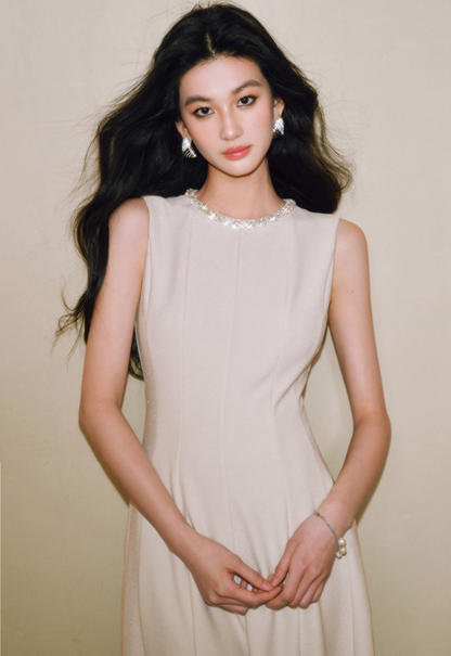 WANGXO | Sequin Silk Knit Dress with Vertical-Cut Waist A-Line Hem  SÉLI.