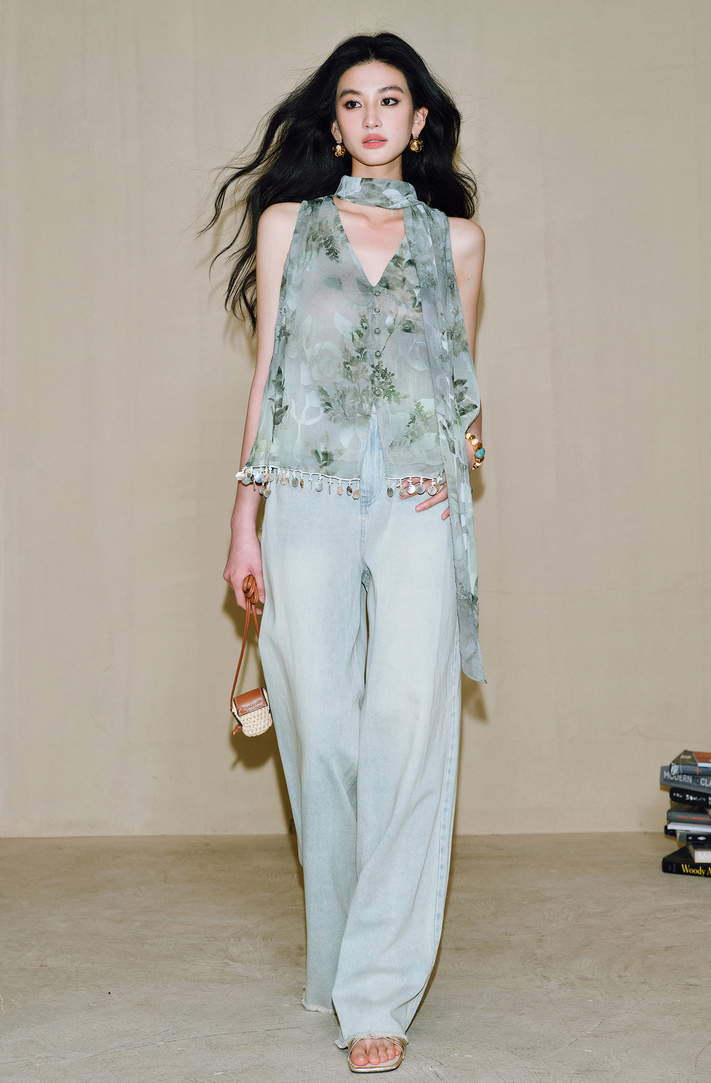 WANGXO Fleur Couture Loose Sleeveless Top - CERIS.