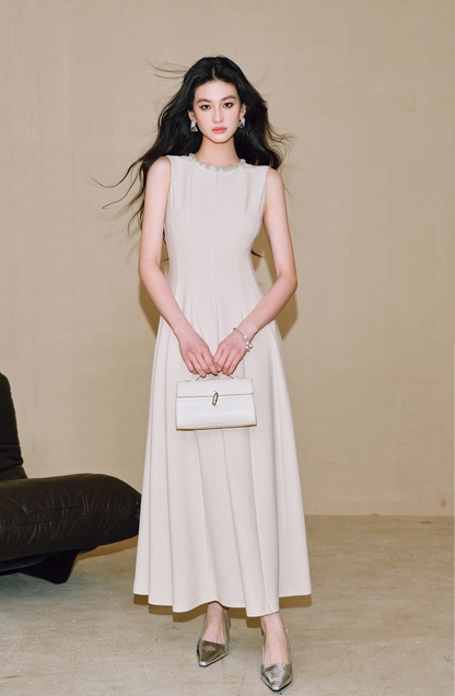 WANGXO | Sequin Silk Knit Dress with Vertical-Cut Waist A-Line Hem  SÉLI.