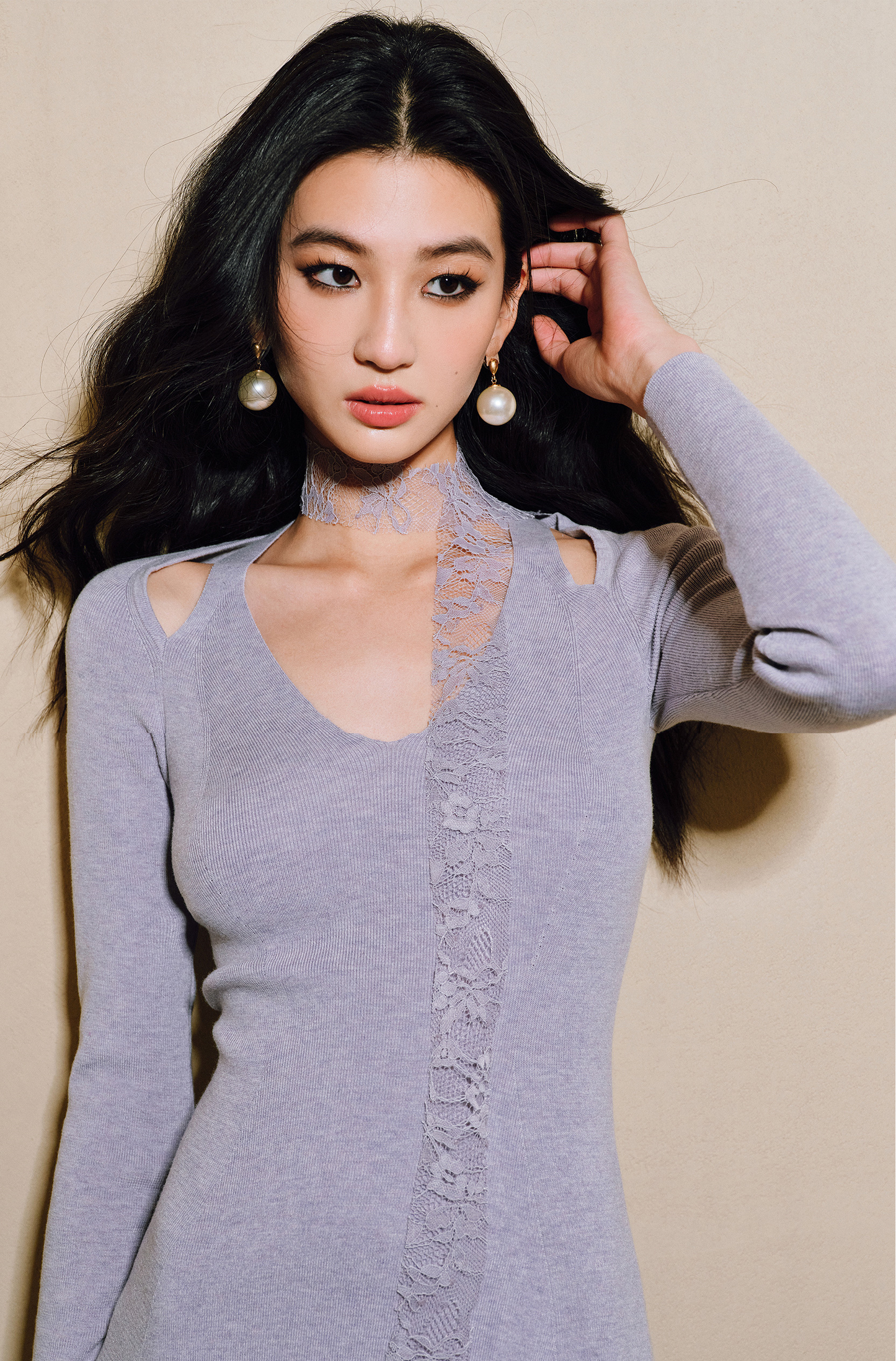 WANGXO | Merino Wool Knit with Panelled Eyelash Lace Slim Dress -NÉRO.