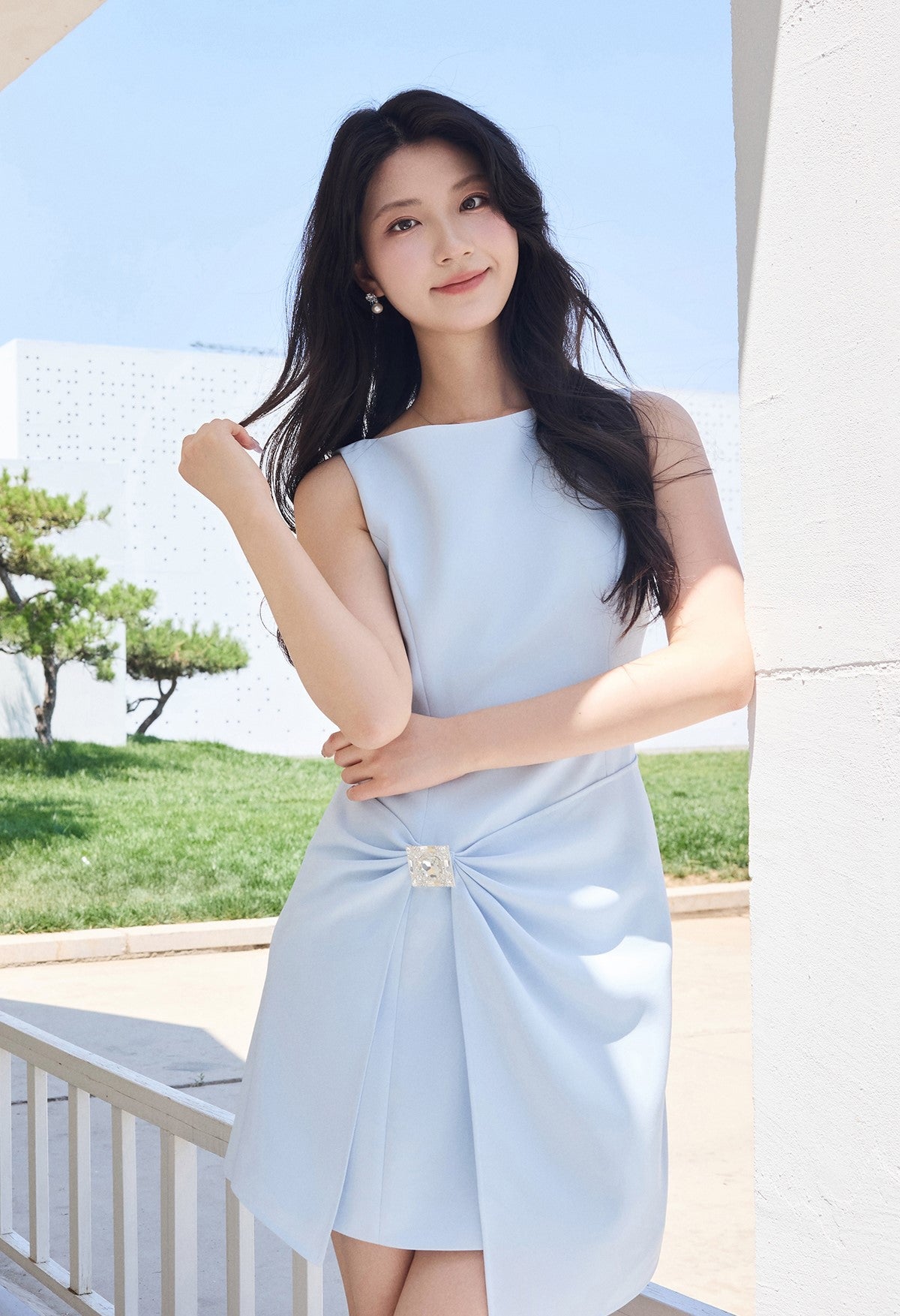 YES BY YESIR | Ye Qians Deconstructed Bow Detail Dress with Sculptural Summer Flair -ALTHEA.