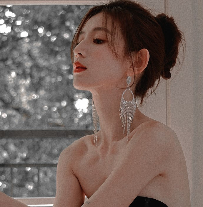 DOLLY High End Rhinestone Tassel Clip Earring-ARIA