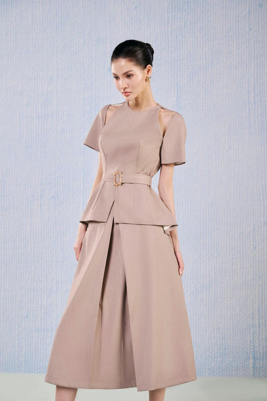 White Plan Peplum Cut-Out shoulder sleeve Cotton Top - Emerald Top