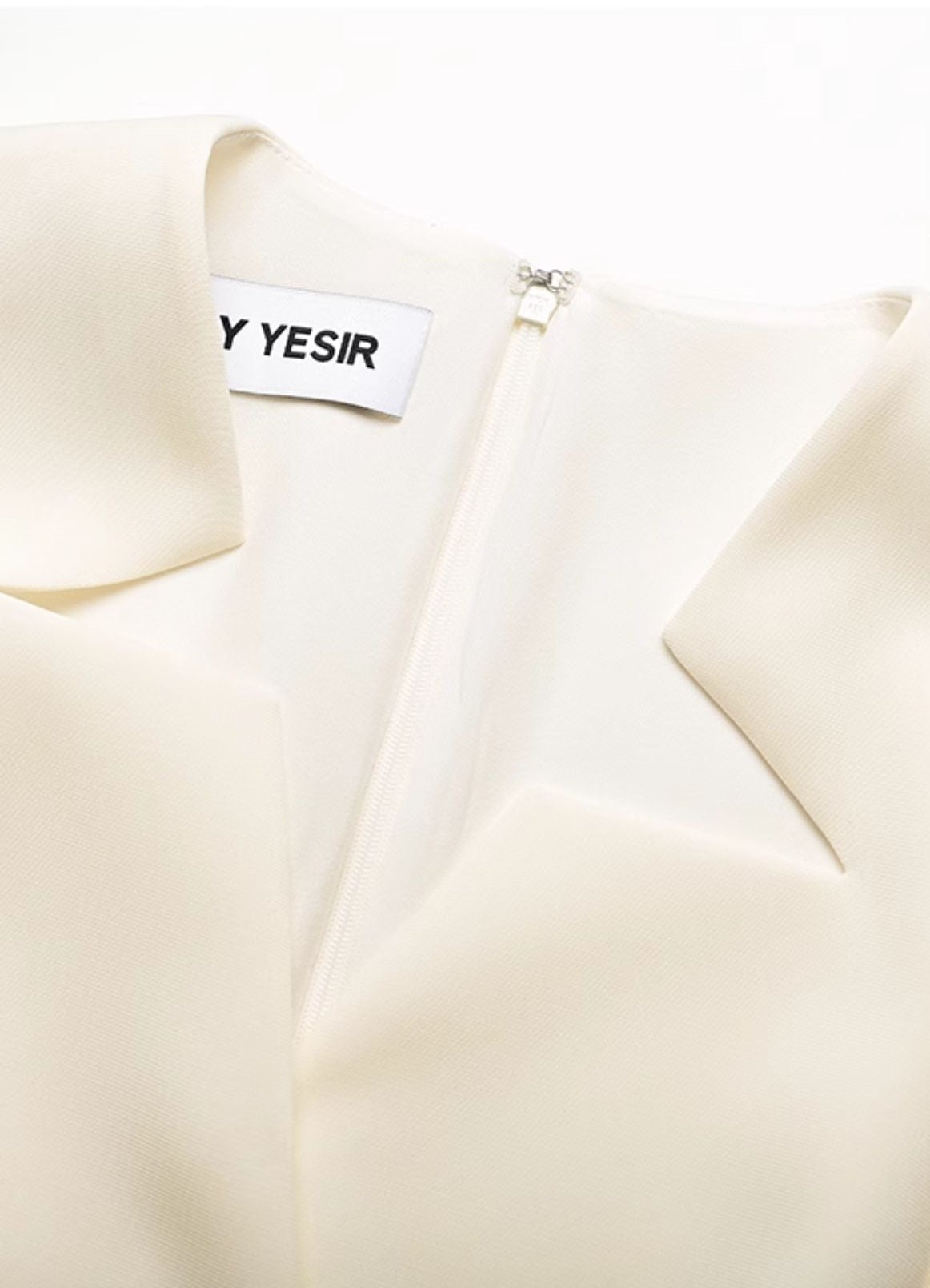 YES BY YESIR | Ye Qians Asymmetrical Slim Dress with Light Star Neckline-ISOLENE.