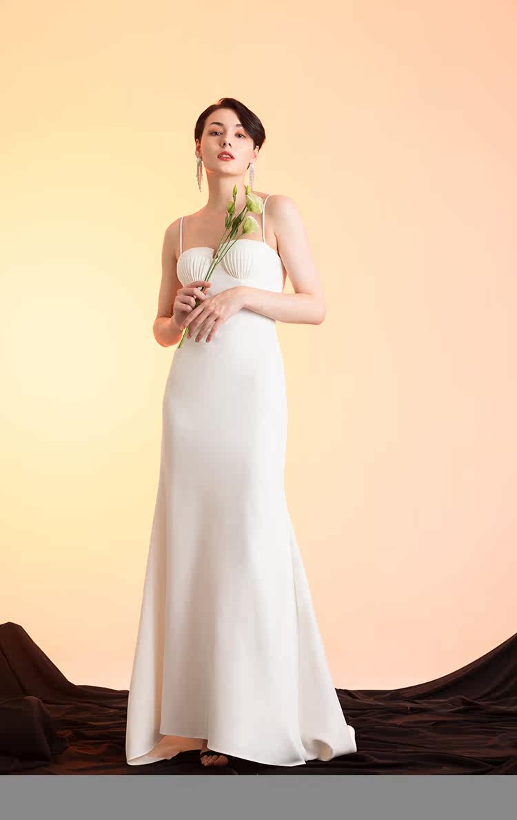 GOUDIN white long suspender slim dress high-end texture host dress-FIN.
