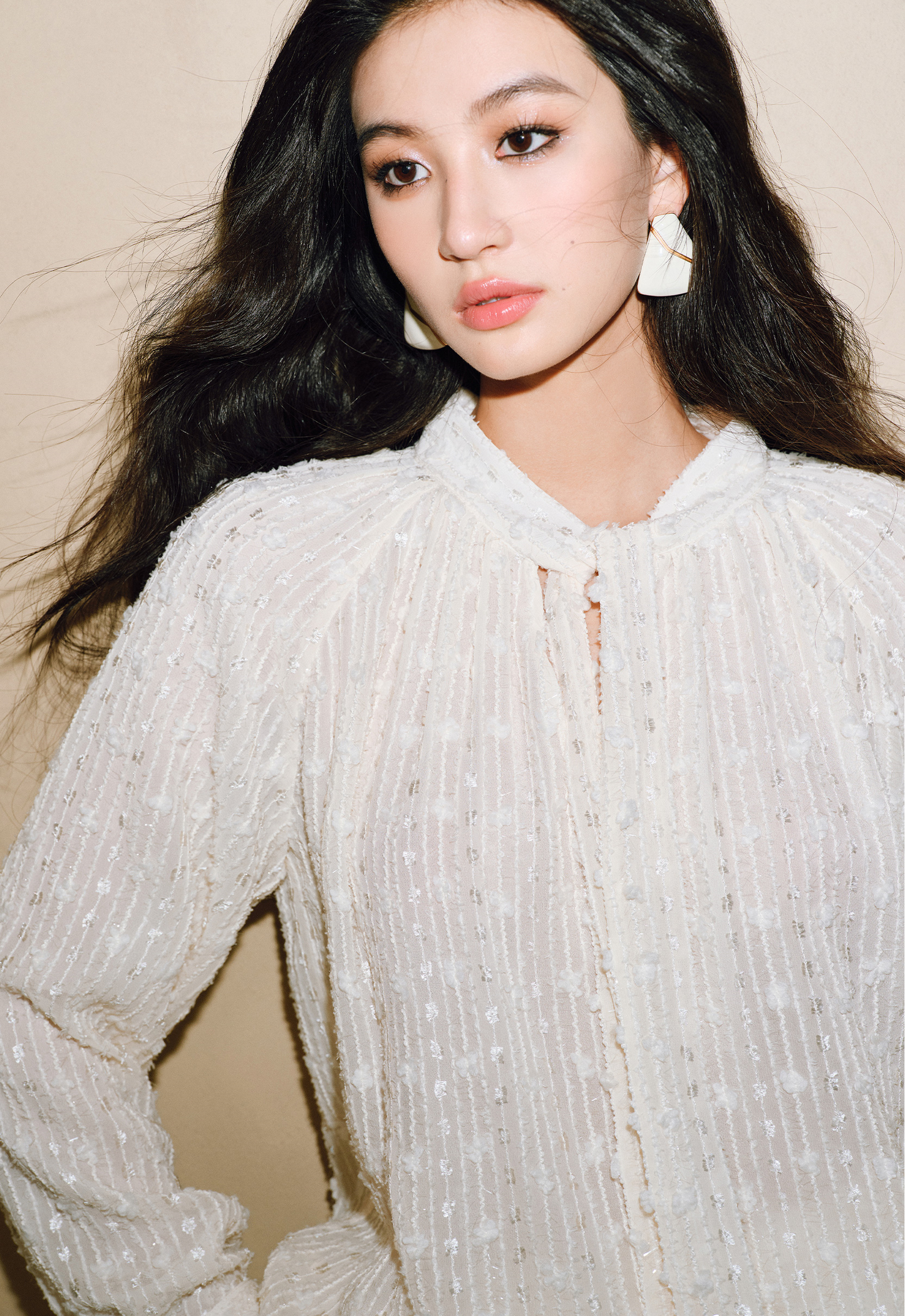 WANGXO | 3D Granular Jacquard Micro-Wrinkle Streamer V-Neck Top & Skirt Set- ADA.