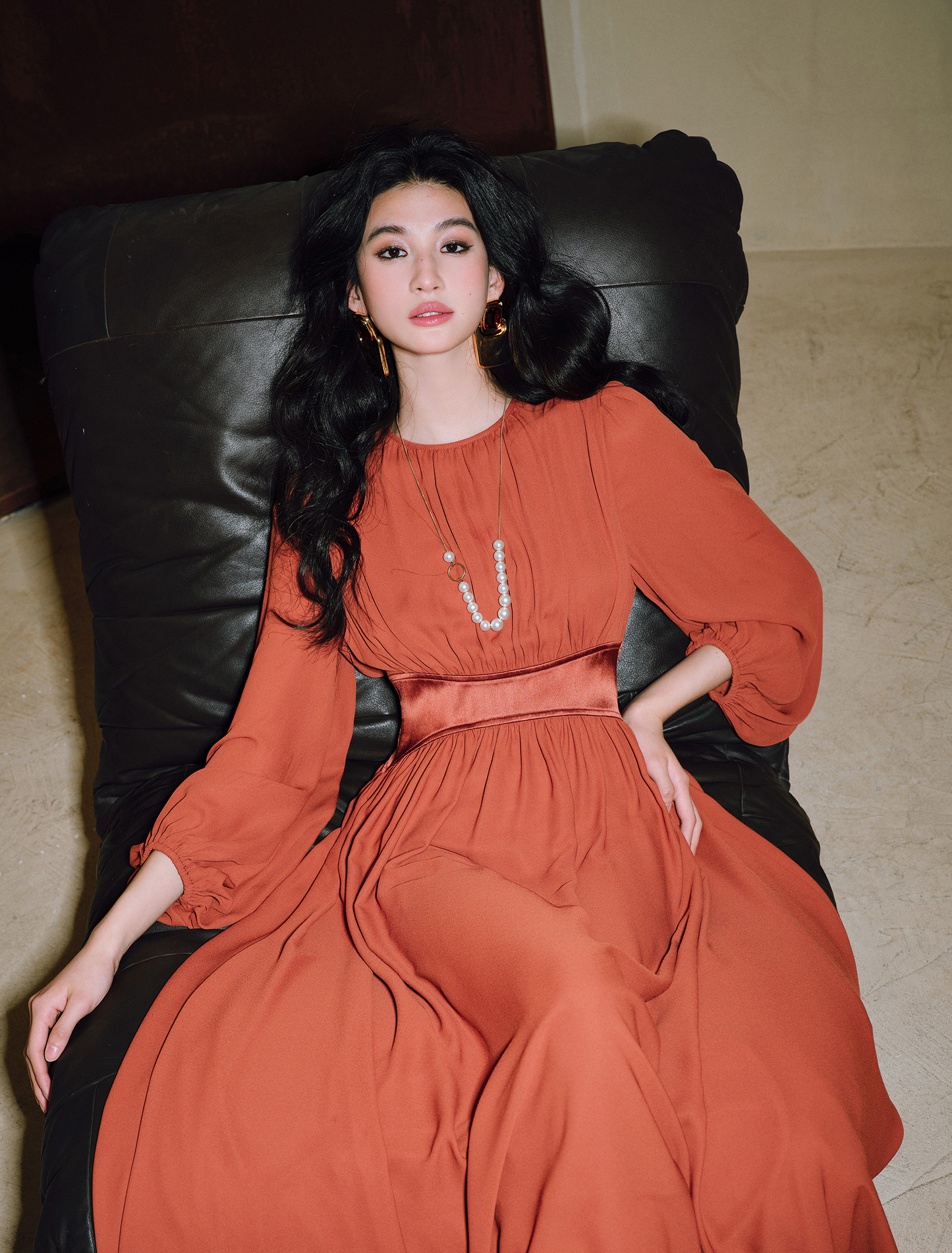 WANGXO | Double-Sided Messy Linen Hand-Spliced Satin Waist Hem Dress - NÍLA.