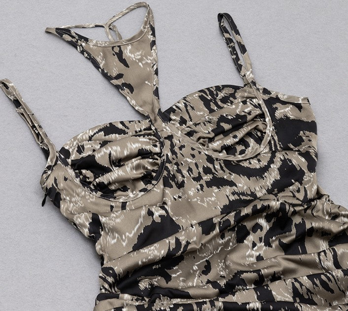 DOLLY Elegant Sleeveless Halter Neck Pleated Slim Fit Long Sexy Birthday Dress-BELLA