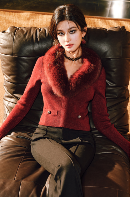 WANGXO | Luxury Wool Fixed Dyeing with Detachable Fox Fur Collar Knitted Top- JUNE.