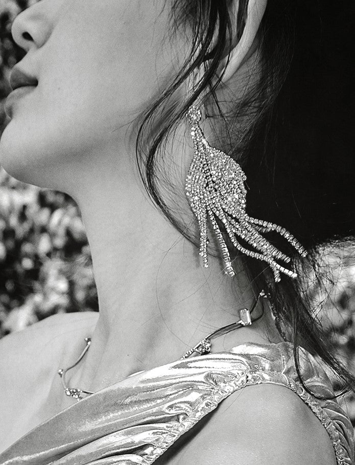 DOLLY High End Full Diamond Tassel Chic Earring-BOMA