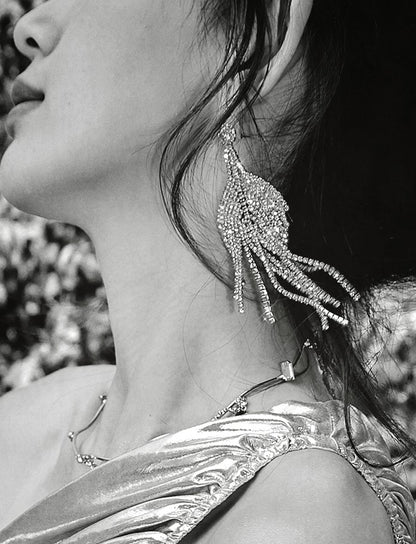 DOLLY High End Full Diamond Tassel Chic Earring-BOMA