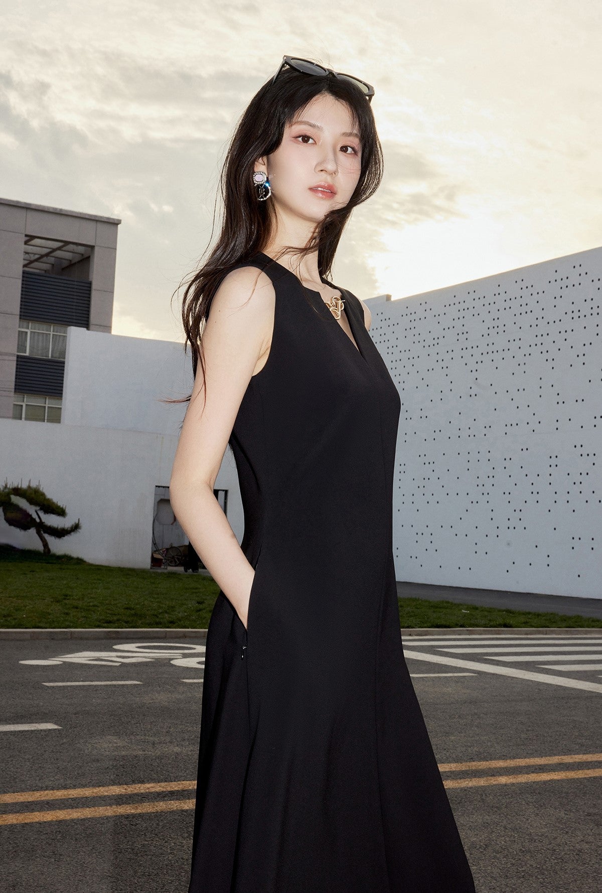 YES BY YESIR | Ye Qians Y-Shaped Metal Snake Accent Deconstructed V-Neck Midi Dress -SABRINA.