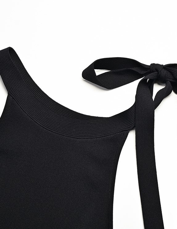 YES BY YESIR | Ye Qians Cut-Out Halterneck Knitted Dress with Sculptural Lines -THESSALIA.