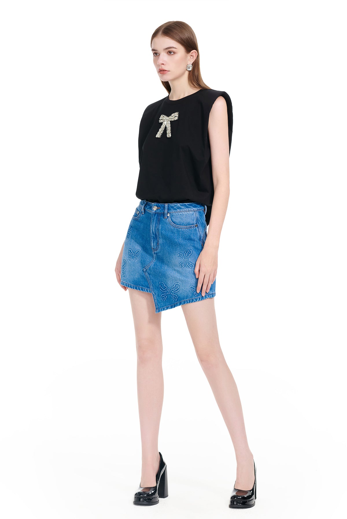 YES BY YESIR | Ye Qians Full Diamond Bow Crew Neck Sleeveless T-Shirt -VERALYN.