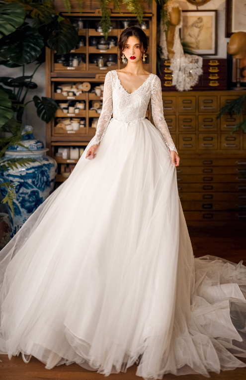 Early Spring 2023 original new French-style wedding dress- Philosophy of Love Early Spring 2023 original new French-style wedding dress- Philosophy of Love