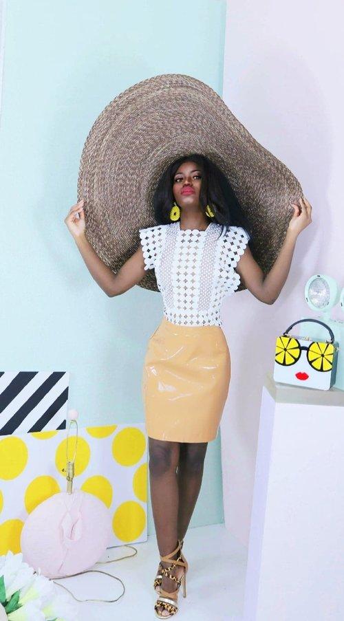 Designer inspired Large oversized beach vacation sun brown woven straw sun hat- Mondavi Brown