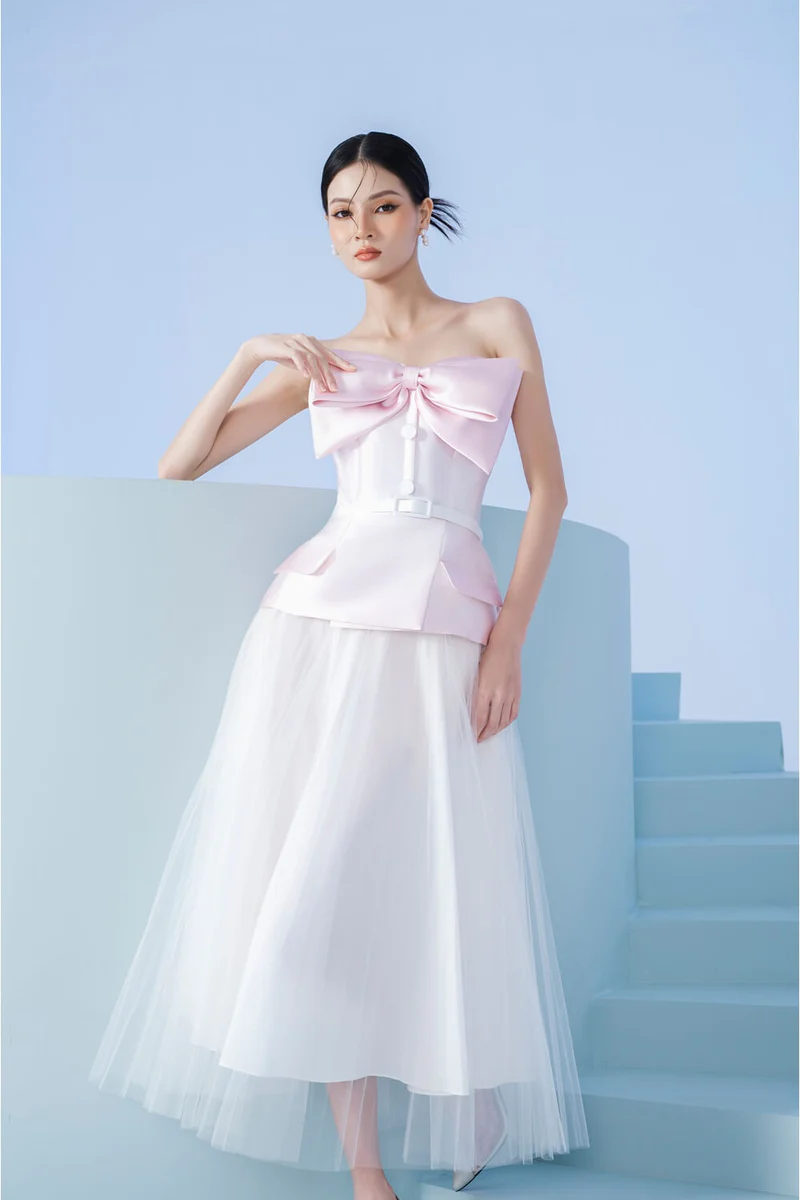 Early Spring 2023 new tube top bow top + skirt suit set- Amanha
