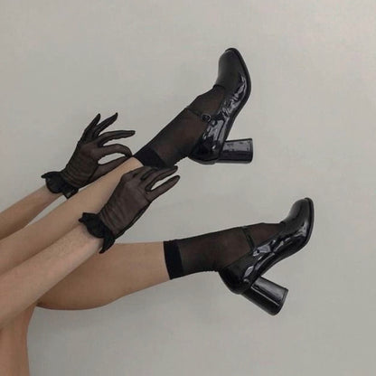 Le Palais Vintage Retro See-through Gauze Lace Gloves-Molly.