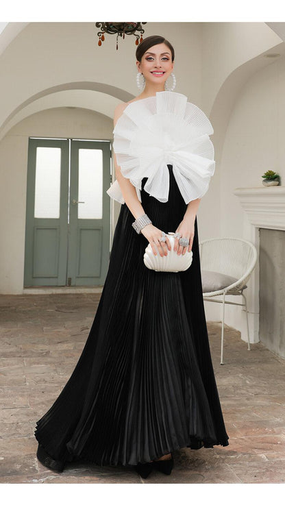 Sexy Full Body Folding Handmade Long dress white and black pleated ball gown evening dress