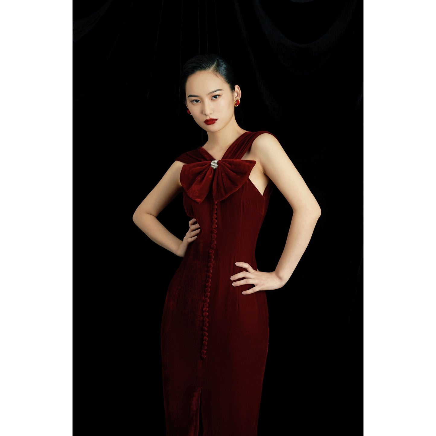 Retro vintage red slim velvet French sleeveless halter neck bowknot evening dress- Viana