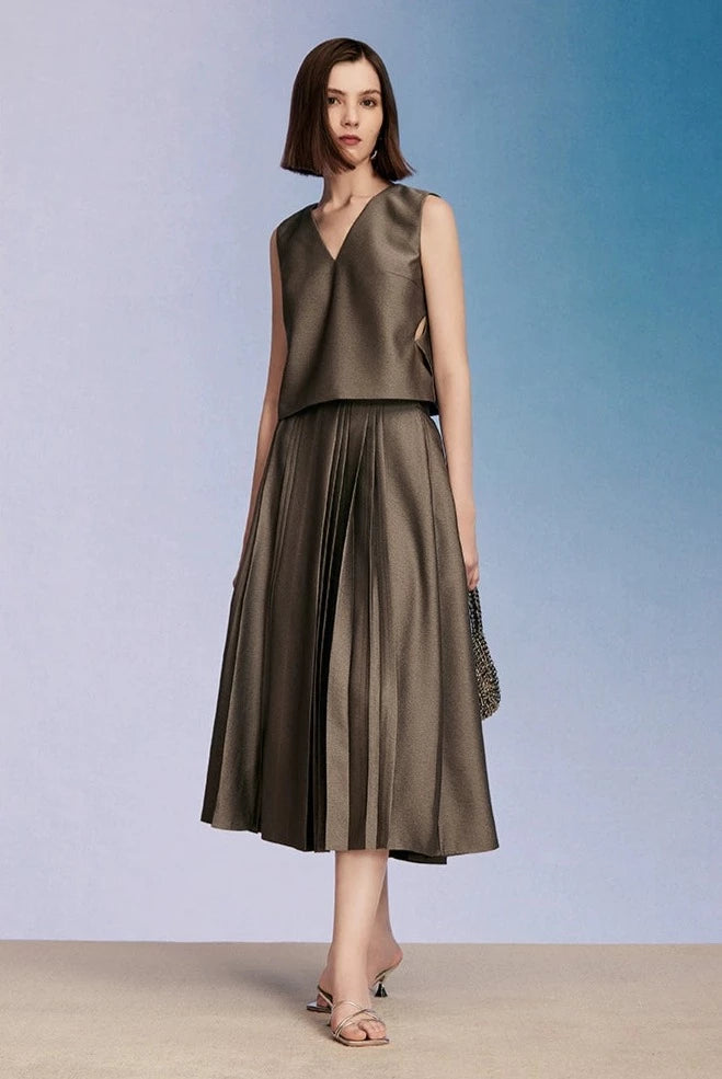 PURITY dark grey V-neck cutout crop top skirt- Diamond