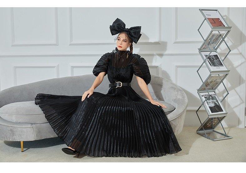 Long pleaded big puffy sleeve elegant inspired couture Black dress- Isa L Long pleaded big puffy sleeve elegant inspired couture Black dress- Isa L