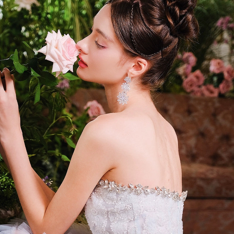 Wardrobes by Chen Luxury Diamond Drop Tassel Earrings-Moyo