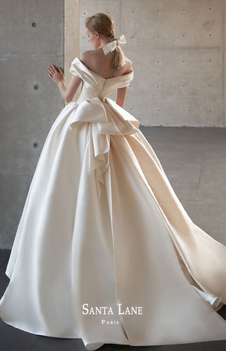 Early Spring 2023 satin dress new bride French one-shoulder palace sty ...