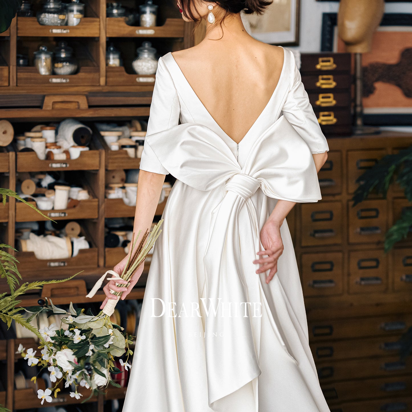 Early Spring 2023 original new soft satin one-shoulder wedding dress bride- Thousand Birds