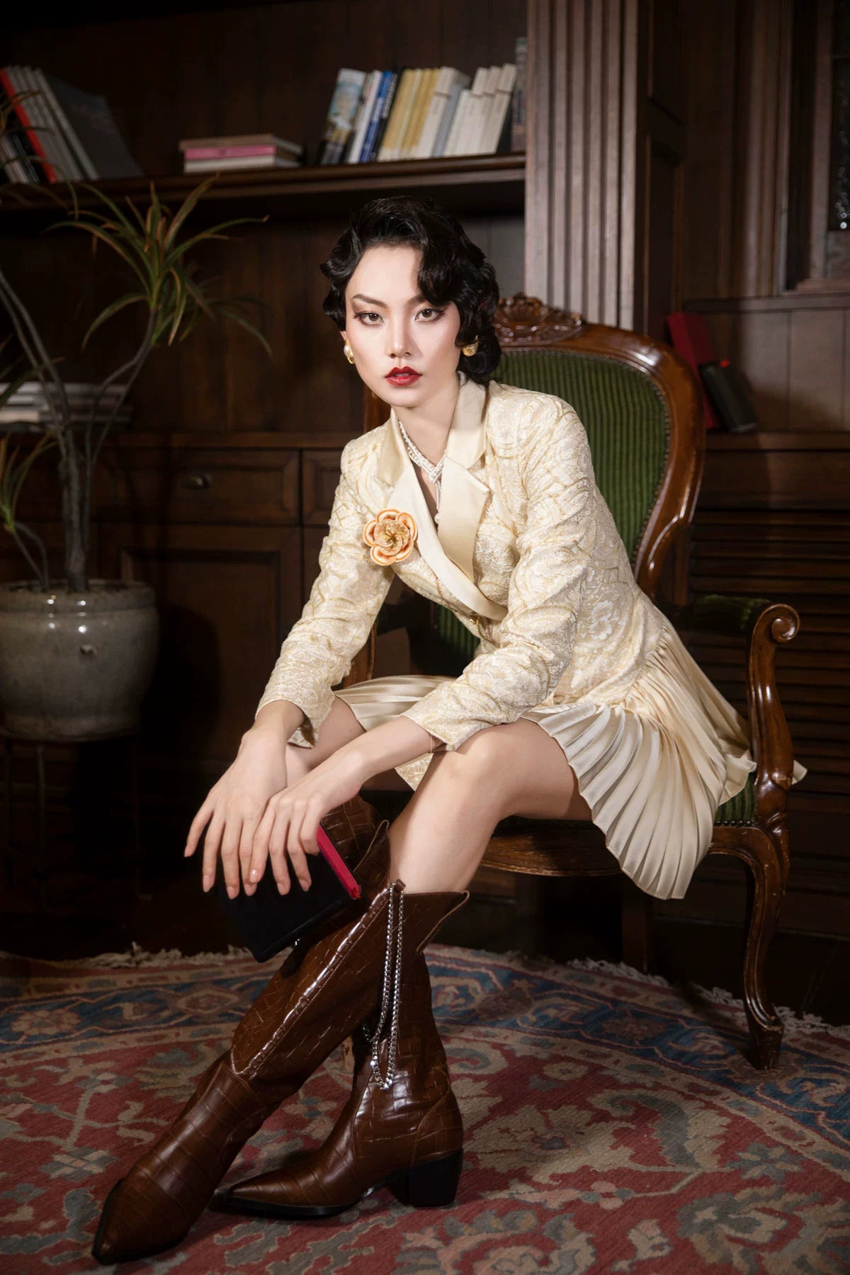 MagicQ retro elegant beige lace embroidery waist pleated suit dress- Vela
