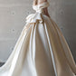 Early Spring 2023 satin dress new bride French one-shoulder palace style- Ocean