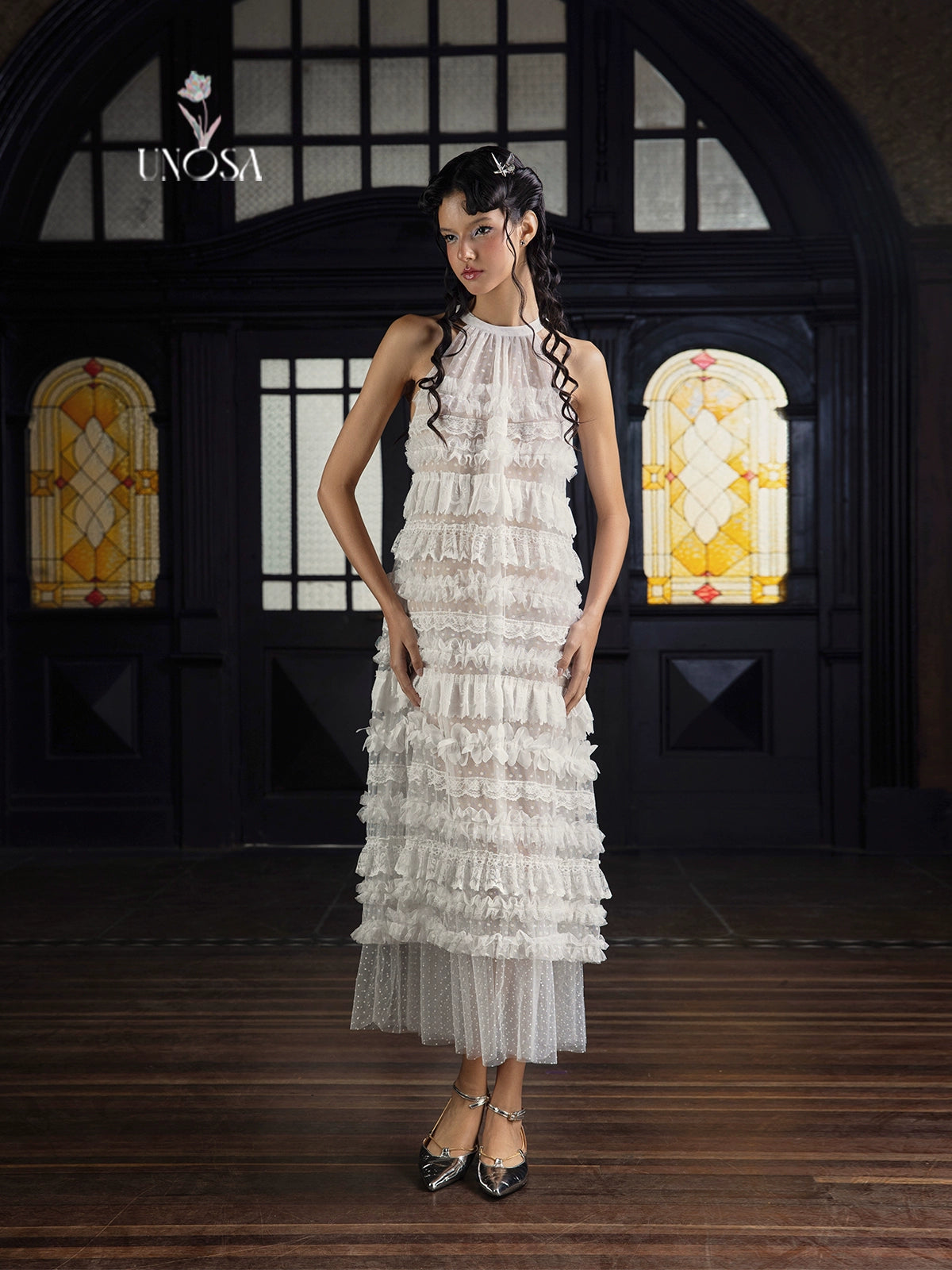 UNOSA white sleeveless ruffle layered cake long dress - Casan