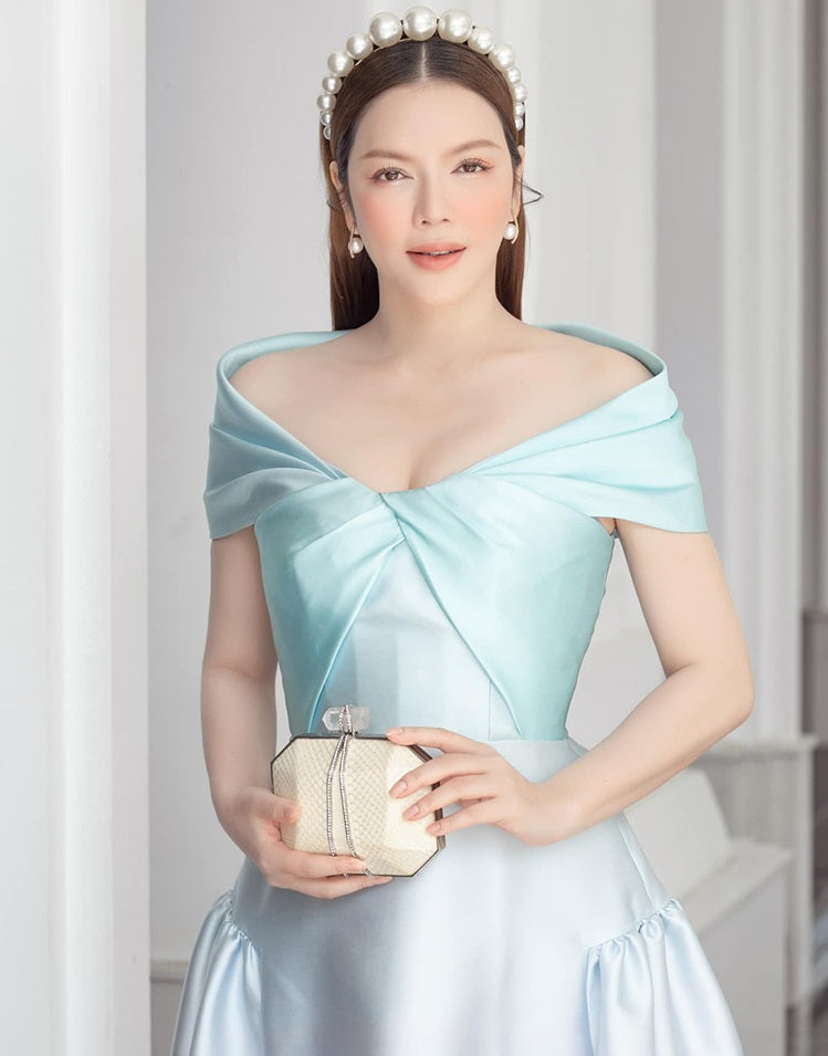 Early Spring 2023 new one-shoulder gradient V-neck waist dress- Salisa