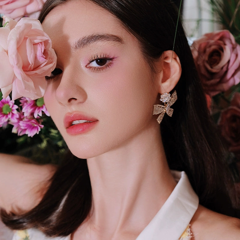 Wardrobes by Chen Luxury Light Bow Diamond Tassel Earrings-Sola