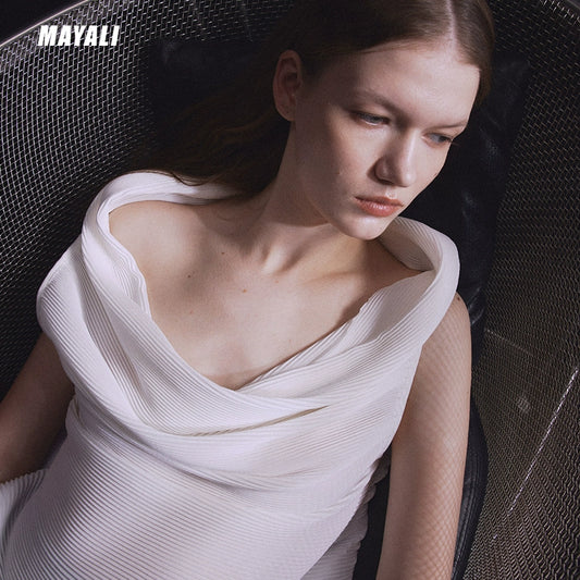 MAYALI stacked sleeveless backless split lace-up top blose - Mira