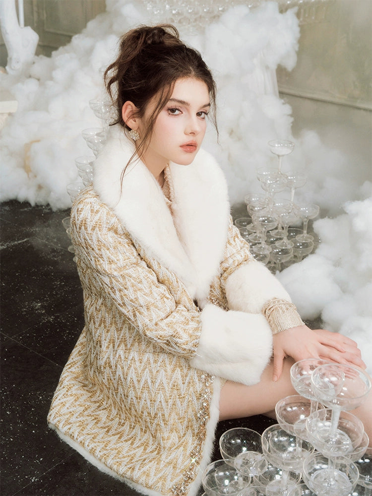 Wardrobes By Chen Elegant Gold Long Sleeve Medium Fur Jacket-Medis