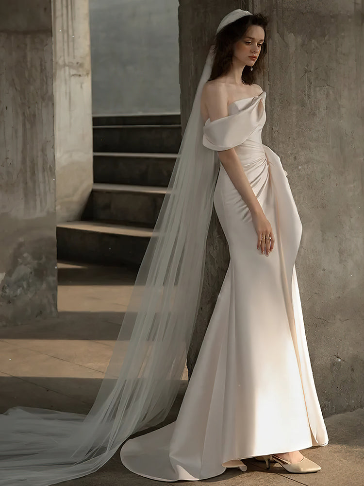 Early Spring 2023 Satin one-shoulder slim-fit high-end mini-tail wedding dress- Satina Early Spring 2023 Satin one-shoulder slim-fit high-end mini-tail wedding dress- Satina