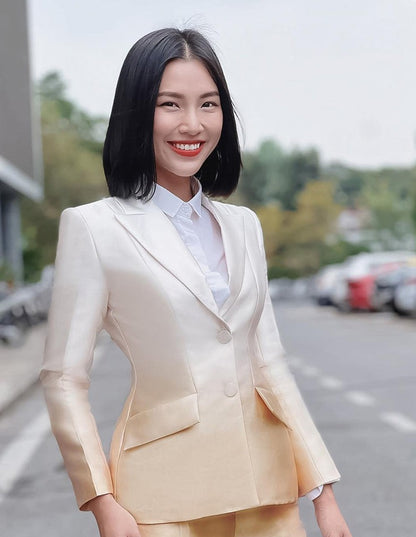 Early Spring 2023  new long-sleeved suit jacket + solid color trousers suit set- Camila