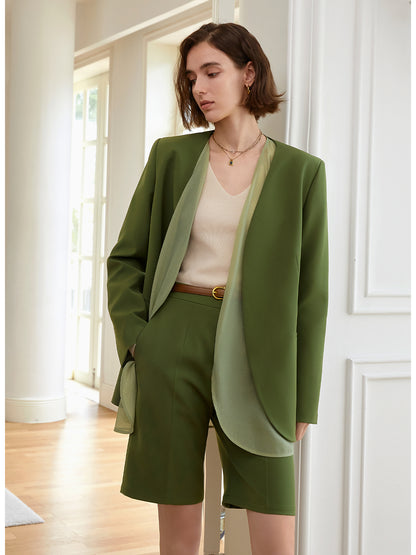Collection of high-end, retro trousers, crafted with a drape high waist short suit set- Colo