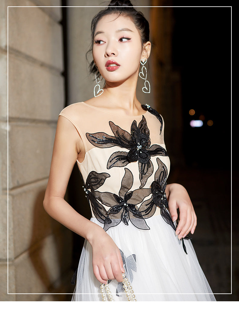 Butterfly embroidery, this French-designed bridesmaid dress- Coli