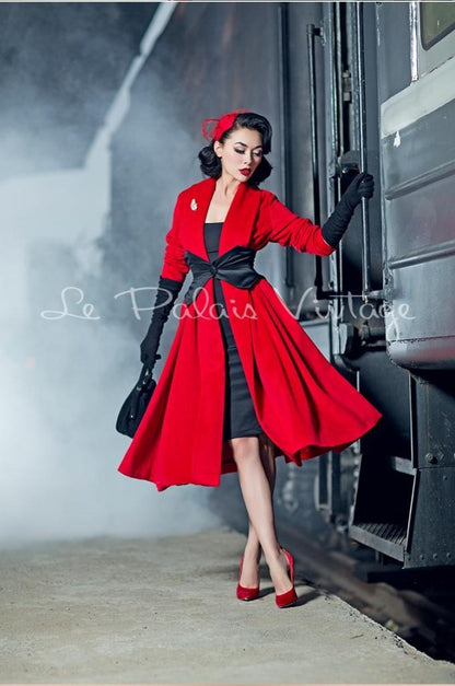 Le Palais vintage Elegant Limited big red cashmere loose coat- Quita