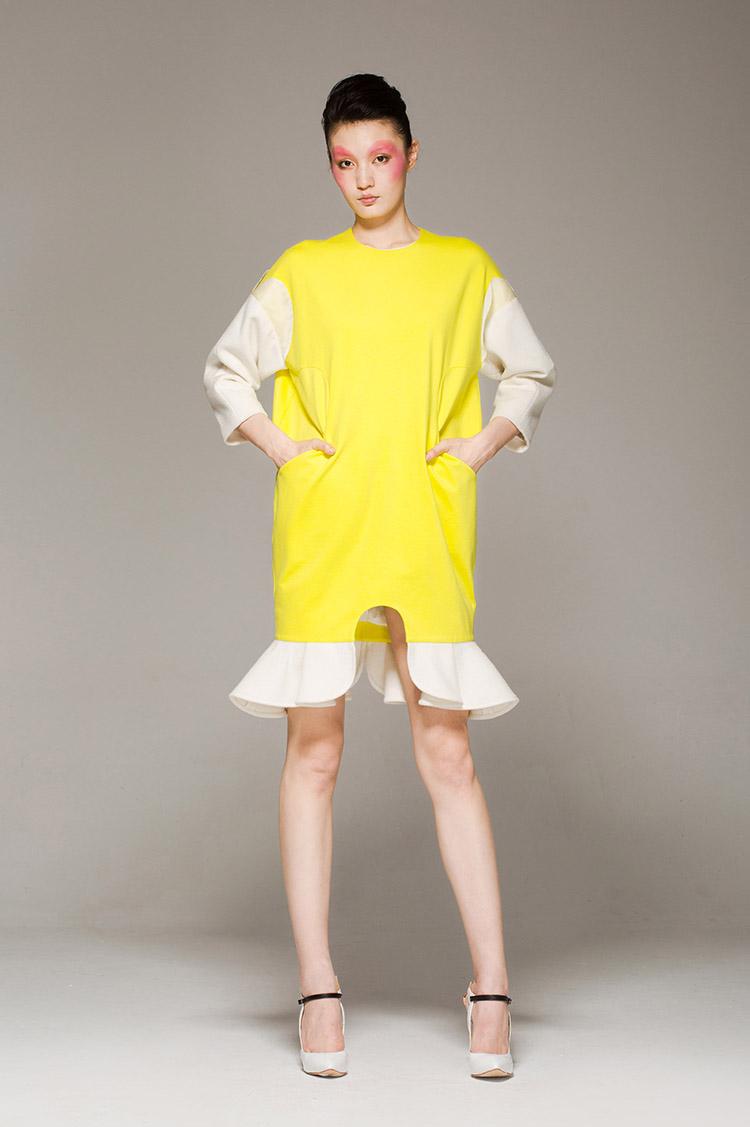 Independent designers yellow arc fishtail hem loose cocoon dress- Elouse