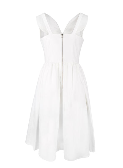 New heart-shaped collar silk embroidery sleeveless pleated full skirt white dress- Coale