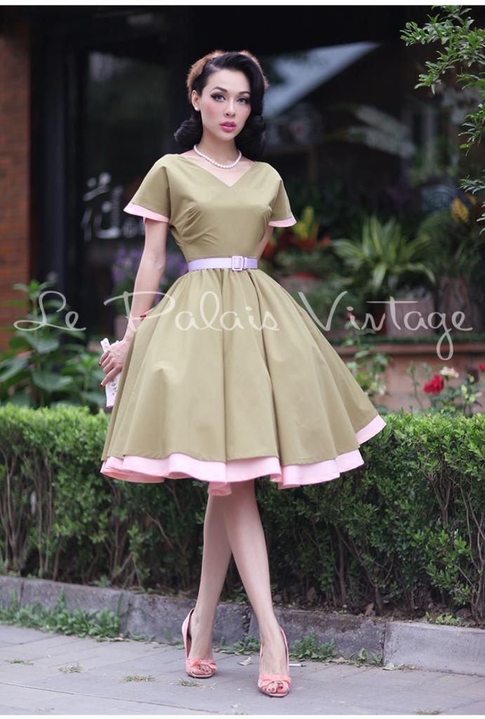 Le palais vintage retro classic 1950 full skirt ball gown color block dress. S Le palais vintage retro classic 1950 full skirt ball gown color block dress. S