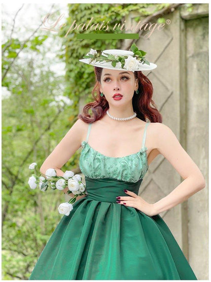 Beautiful embossed three-dimensional retro green dress- Rita